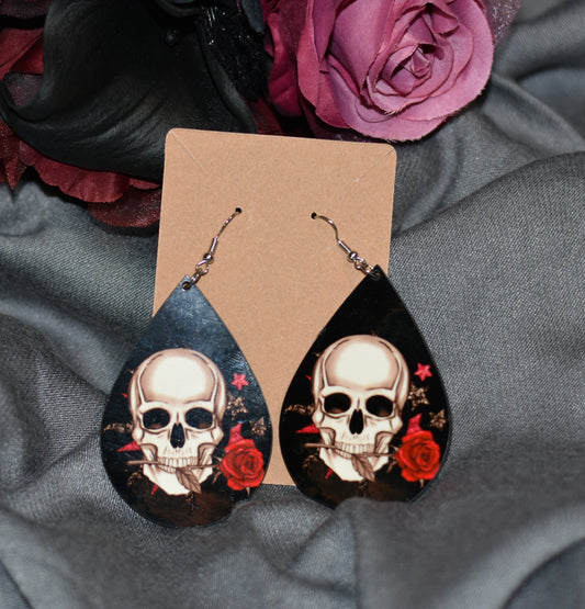 Skull and Rose Teardrop Earring